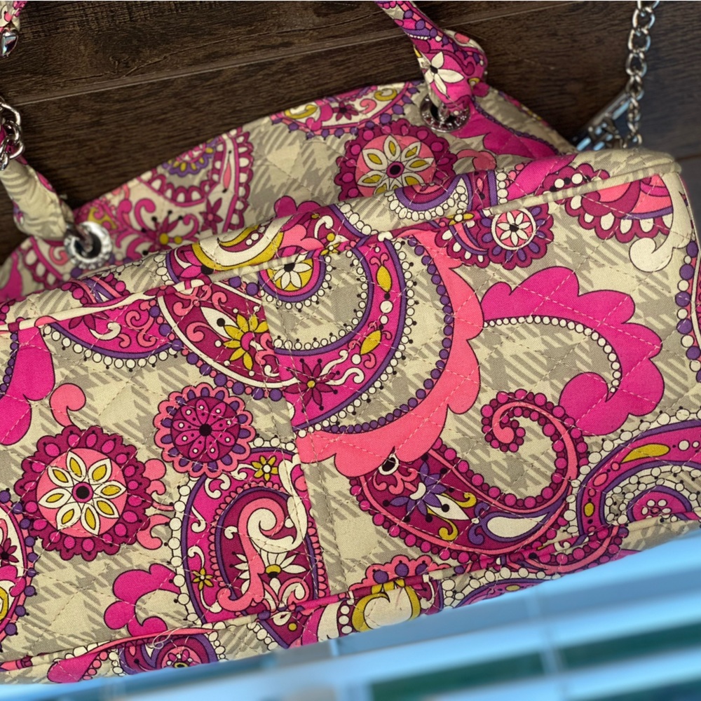 Vera Bradley Paisley Quilted  shoulder Chain Bag Pink - Picture 9 of 16